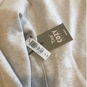 Aritzia TNA Cozy Fleece Boyfriend Crew Sweatshirt